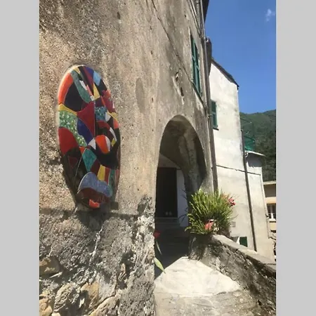 Alloggio U Sportegu Da E Monti A Giaia Badalucco Exterior foto